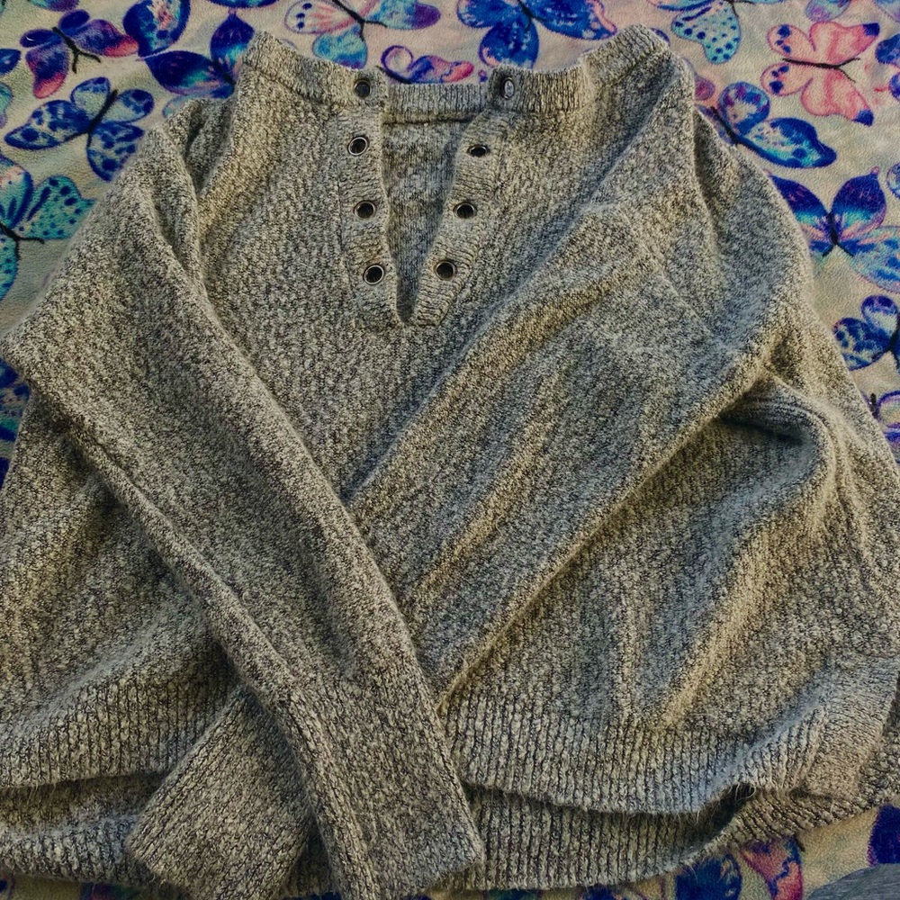 Large grey sweater